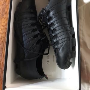 Gucci Men’s Miro Lionhead